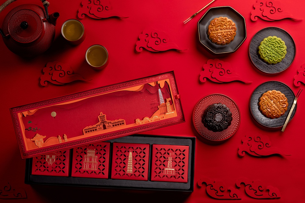 New World Saigon Hotel Rejoices In The Mid-Autumn Festival 2021 With An Extensive Mooncake Collection