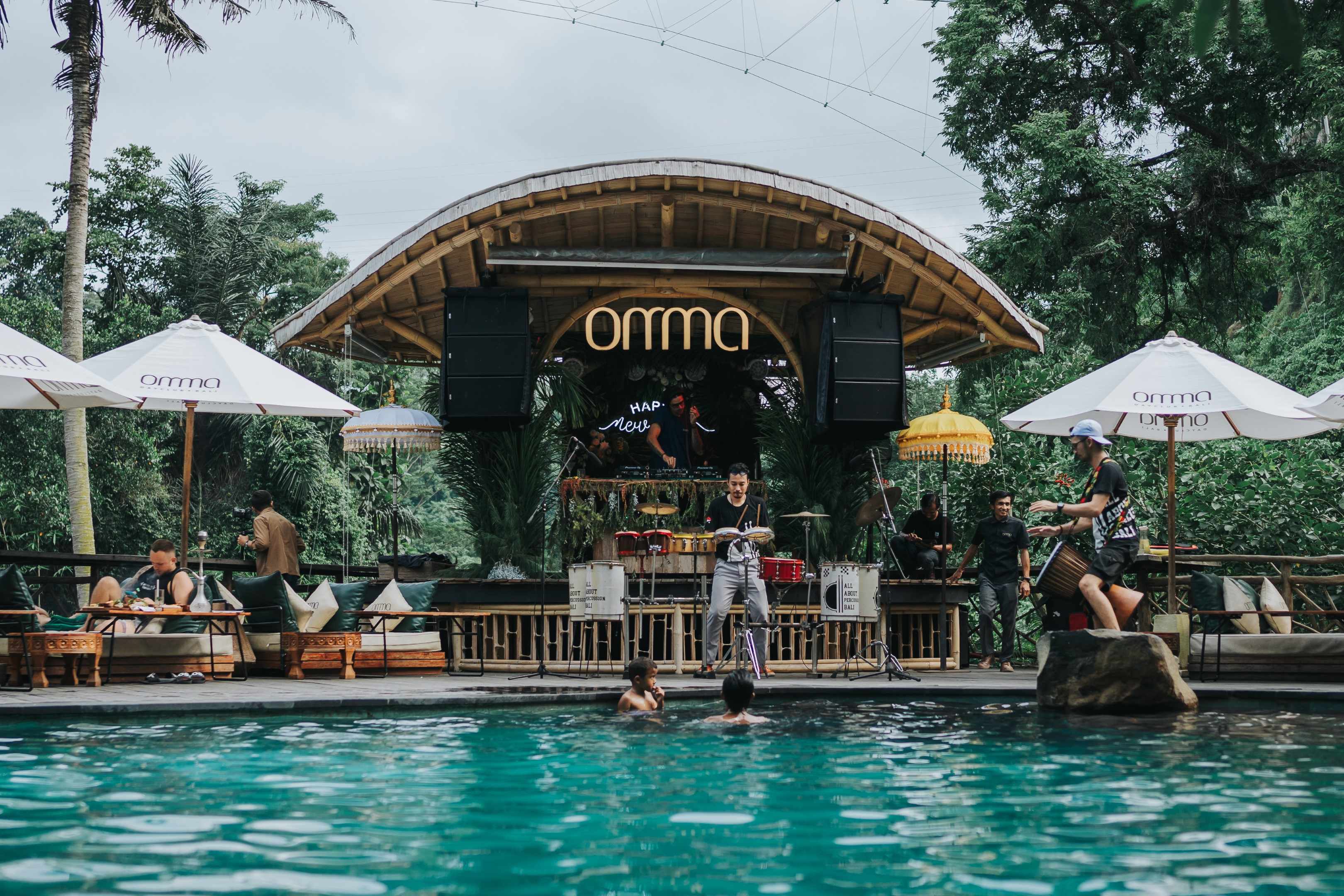 Omma Dayclub Bali Is Where Sunshine, Waterfalls, And Crafted Cocktails Meet