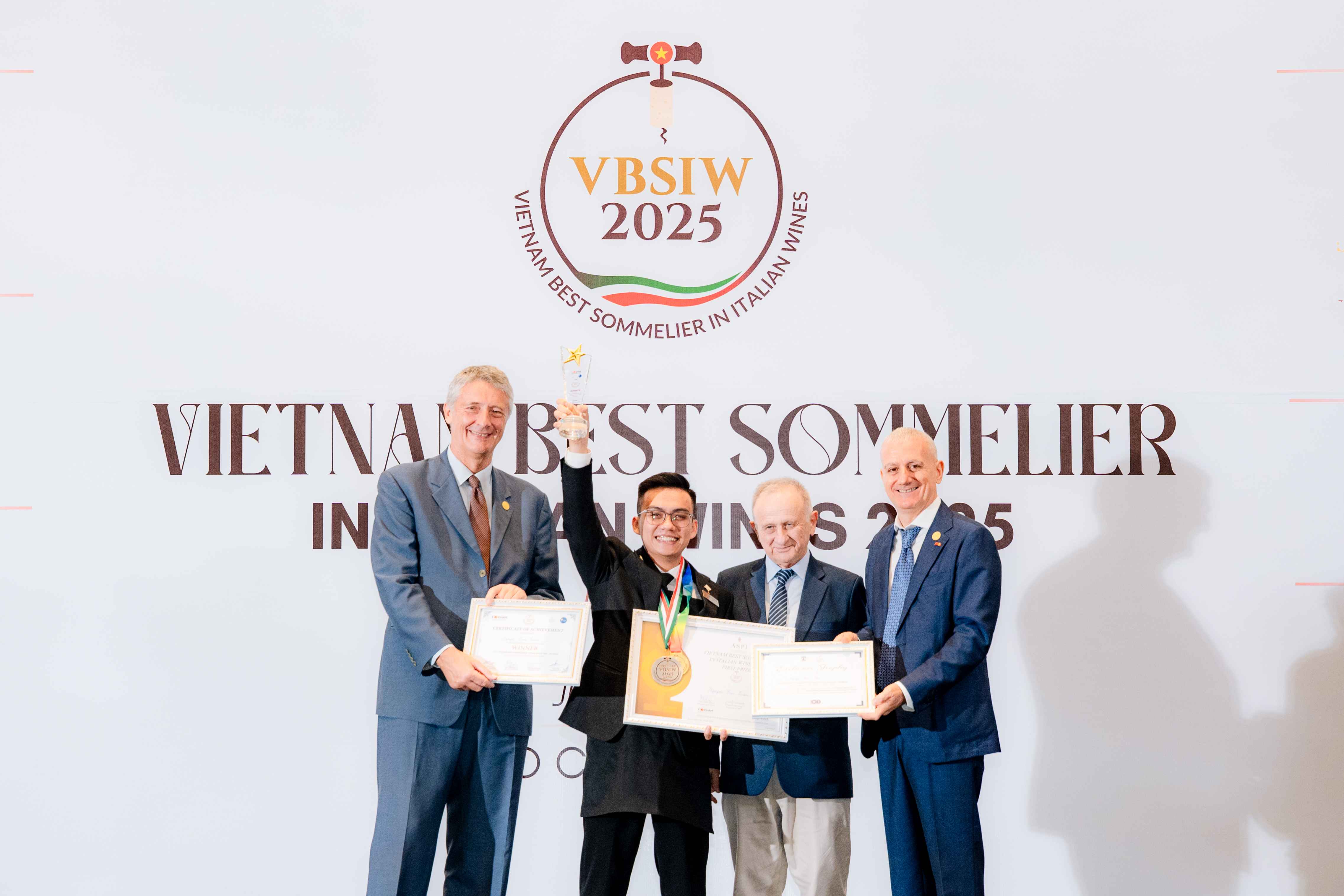 Final Round of Vietnam Best Sommelier in Italian Wines 2025