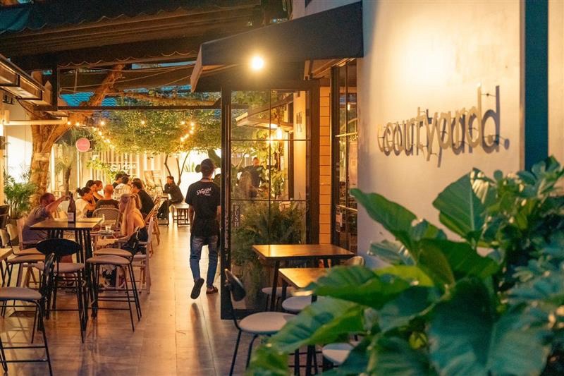 MAD Wine Bar & Eatery