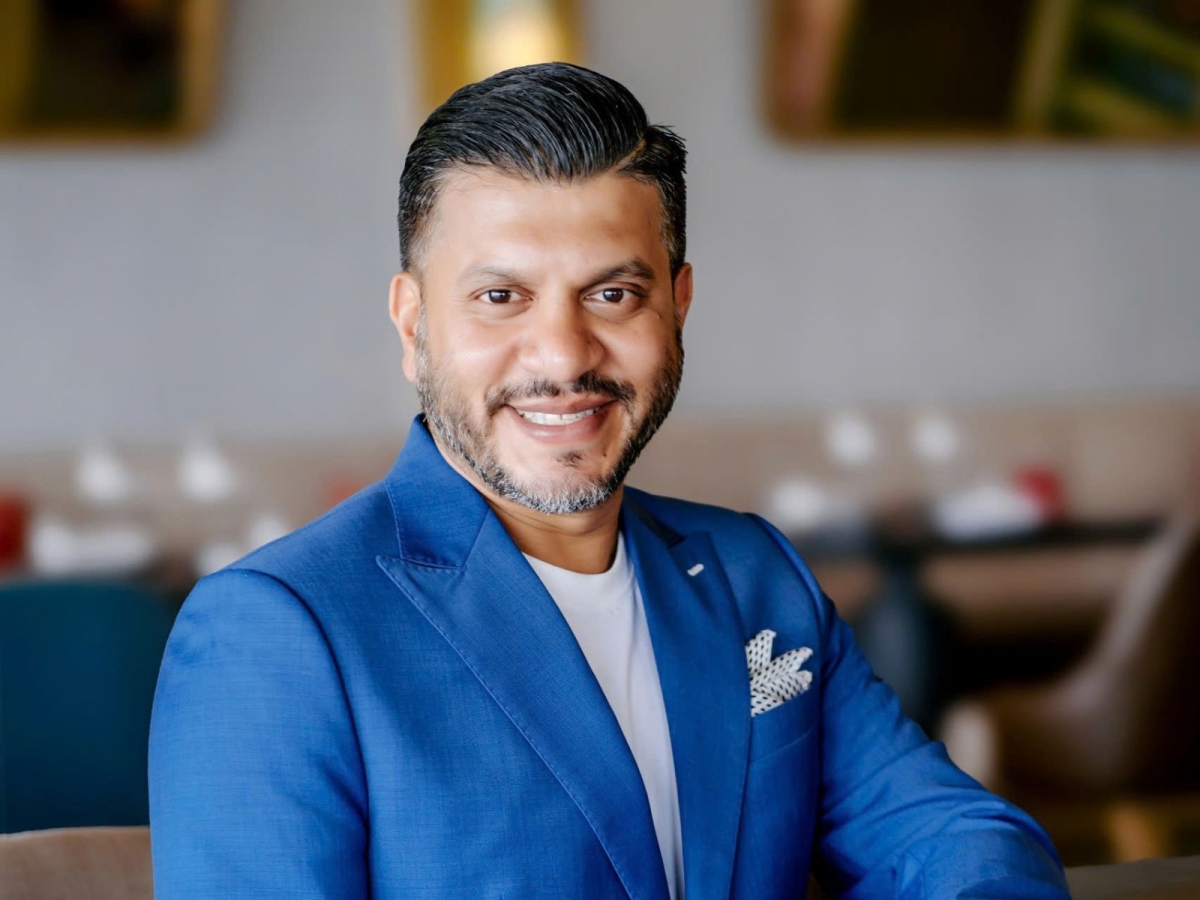 MARIO MENDIS <br> Leadership Played in the Long Game