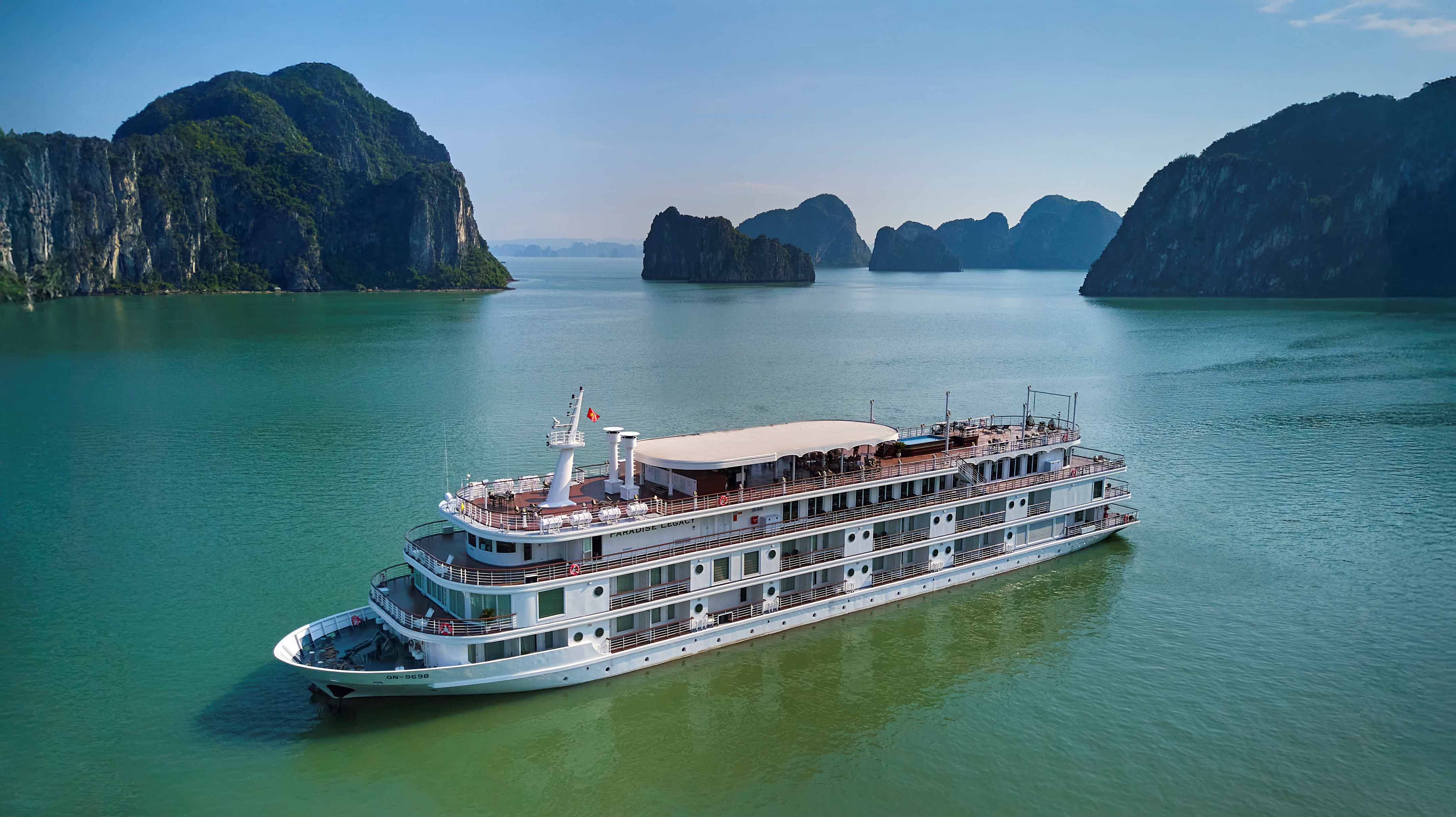 Paradise Legacy Cruise