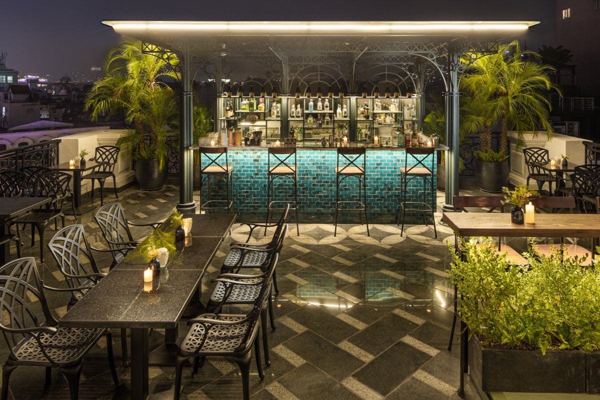 Botan Bar & Dine